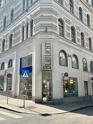 Blaulicht Design-Lampen Lichtobjekte Möbel GesmbH