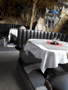 Der Firmenname ist Diavolo Pizzeria